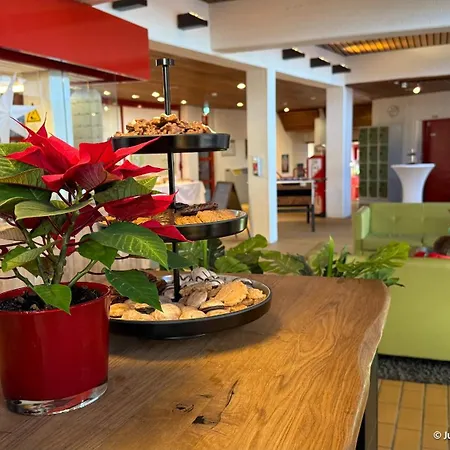 - Am Wannsee Hostel *