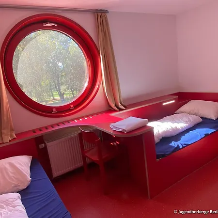 - Am Wannsee אכסניה ברלין